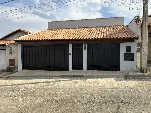 Casa - 2 Quartos - Carmo do Rio Claro