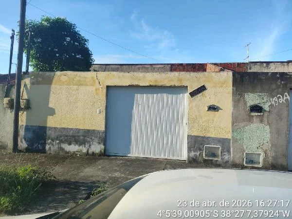 Casa - 2 Quartos - Horizonte - Ocupado