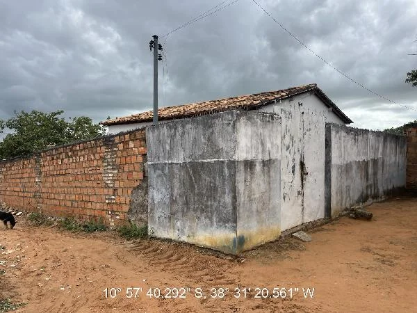 Casa - 2 Quartos - Ribeira do Amparo - Ocupado