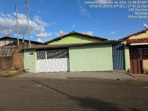 Casa - 2 Quartos - Perdizes - Ocupado